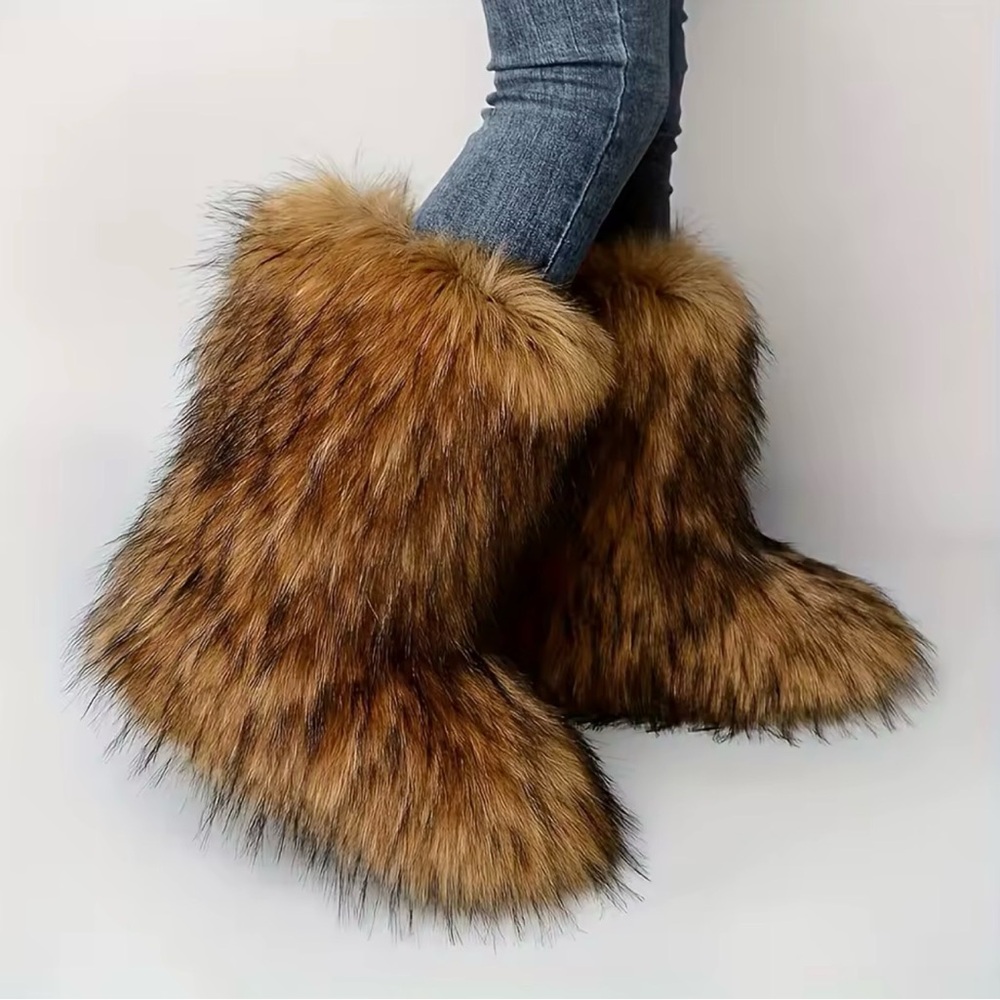 Women's Faux Fur Boots - Brown